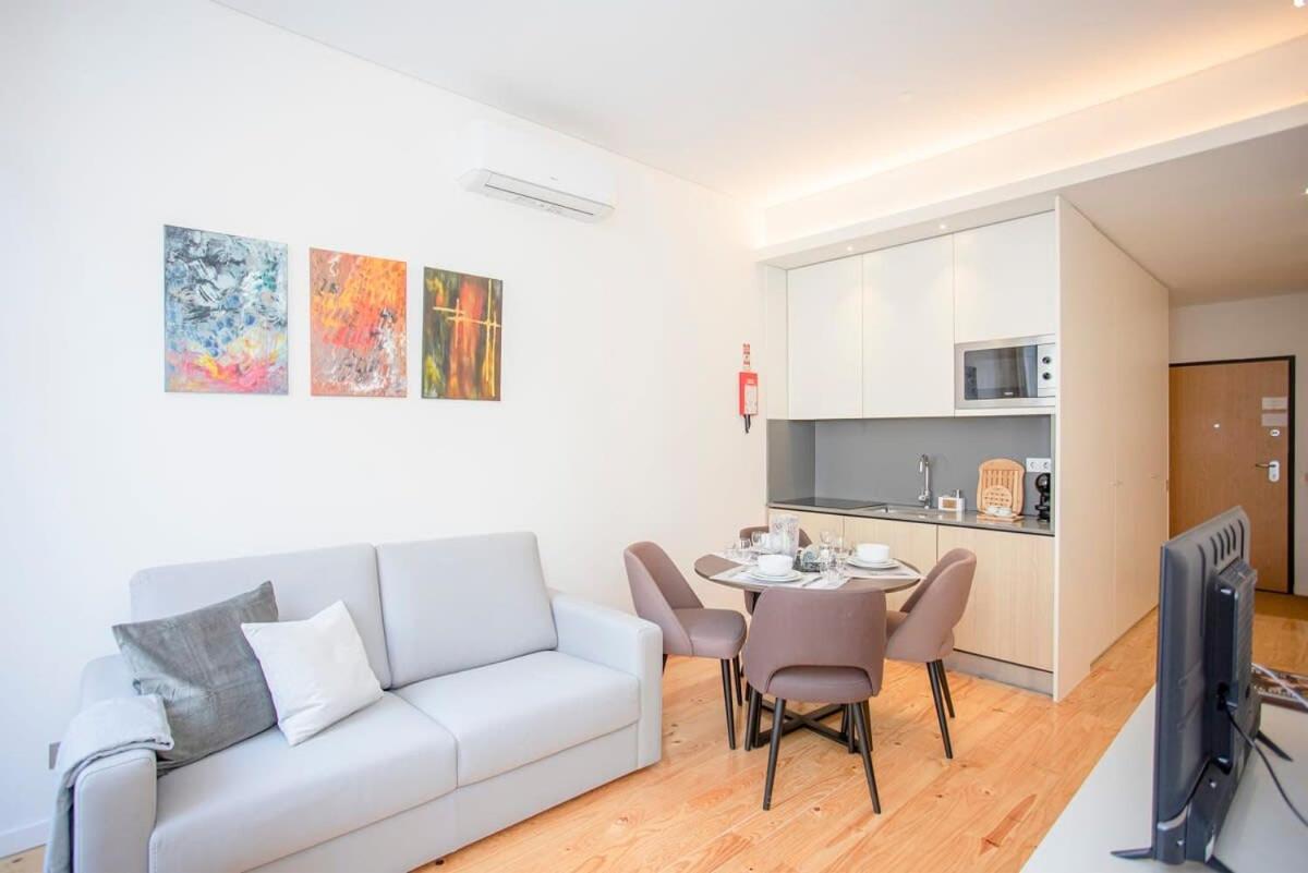 Liiiving In Porto-Mouzinho Residence Apartments エクステリア 写真
